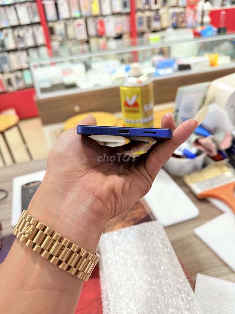 Z Flip7 Việt Nam Fullbox như mới sạc 1 lần. Mua bán Điện thoại tại Quận Thanh Xuân Hà Nội được đăng bởi Vinh Râu Samsung hình 1