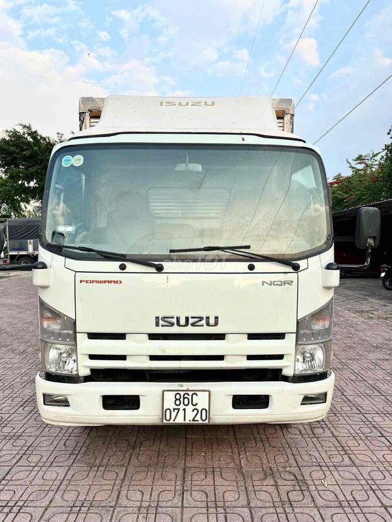 xe tải isuzu 4t8 thùng 5m80