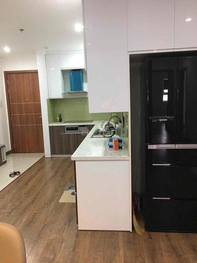 Продается квартира Cityland 114 м2, 3 спальни, 2 туалета с розовой книжной мебелью, 7,4 миллиарда долларов