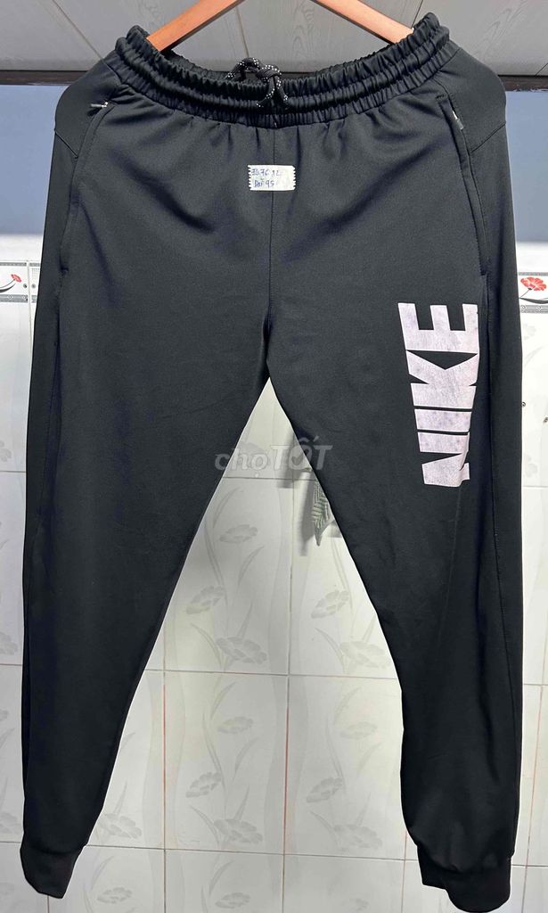 Quần thể thao Nike Polyester Đen. Mua bán Quần áo tại Quận Gò Vấp Tp Hồ Chí Minh được đăng bởi ĐỒ SI HIỆU CHÍNH HÃNG hình 1