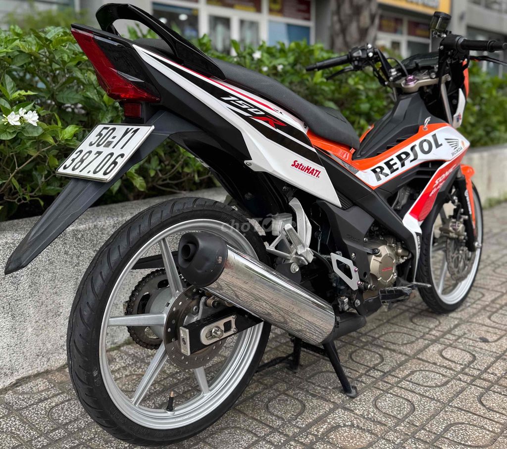 SONIC 2018 ĐẸP KEN NGUYÊN ZIN GIẤY TỜ ĐẦY ĐỦ. Mua bán Xe máy tại Thành phố Thủ Đức Tp Hồ Chí Minh được đăng bởi  xe máy HOÀNG THỊNH Thủ Đức  hình 3