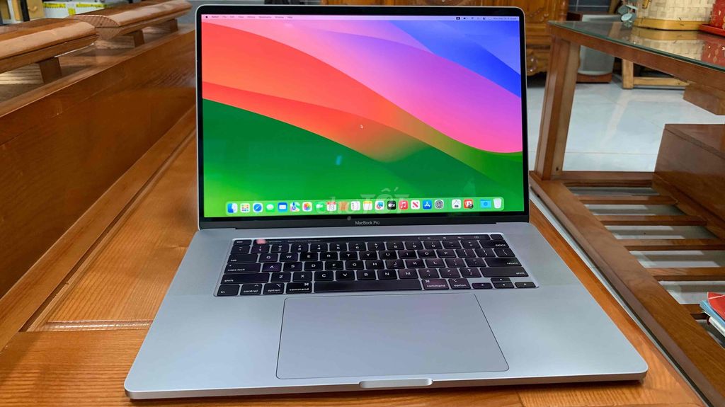 Apple MacBook Pro 2019 i7 16 inch 16GB/500GB. Mua bán Laptop tại Huyện Châu Đức Bà Rịa - Vũng Tàu được đăng bởi Út Thanh hình 1