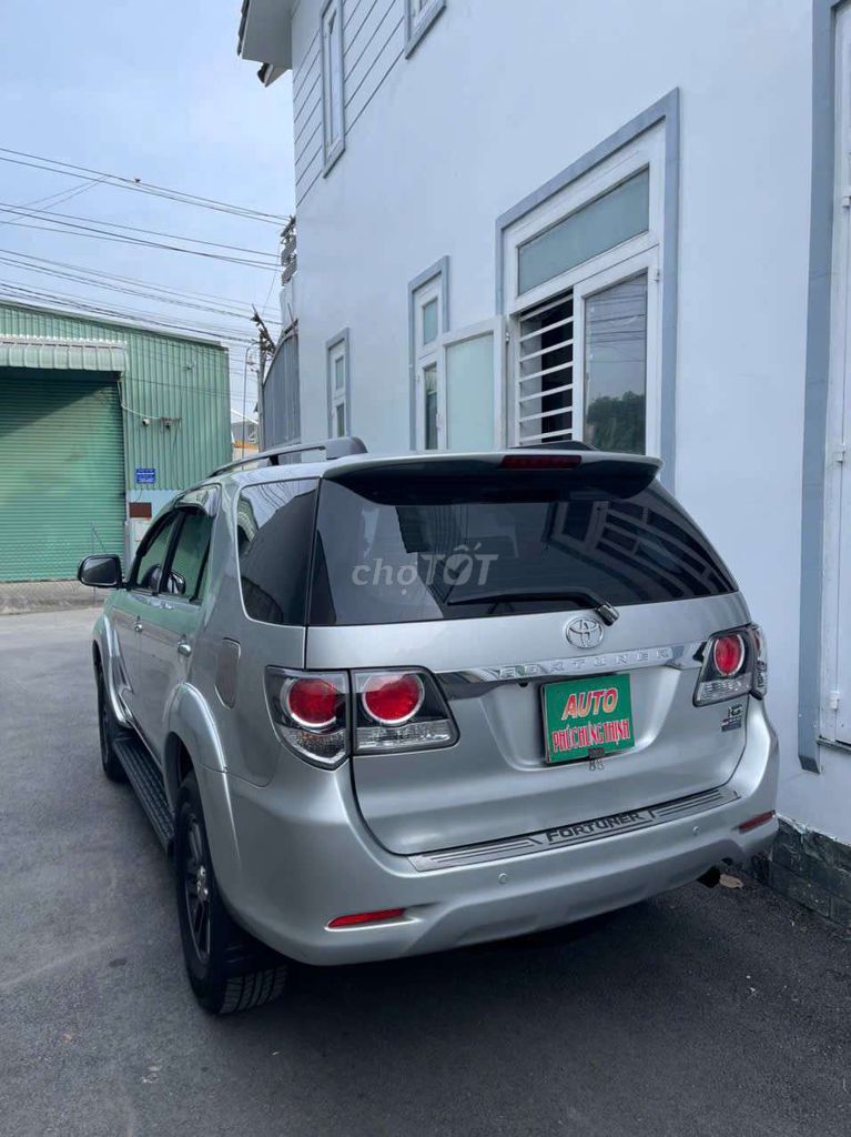 Fortuner 2016, 88 ngàn km, sơn zin 90%. Mua bán Ô tô tại Thành phố Thủ Đức Tp Hồ Chí Minh được đăng bởi A.Phúc hình 4