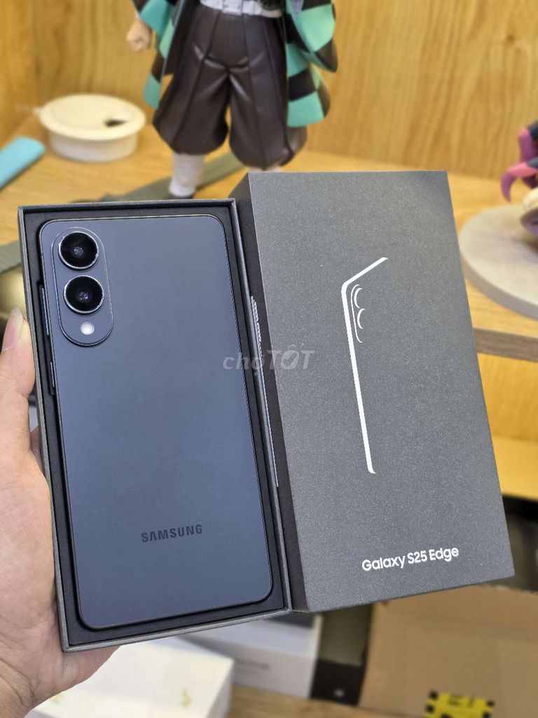 Samsung Galaxy S25 Edge 512GB VN Bh 12/2026. Mua bán Điện thoại tại Quận 10 Tp Hồ Chí Minh được đăng bởi Trần Anh Tuấn hình 1
