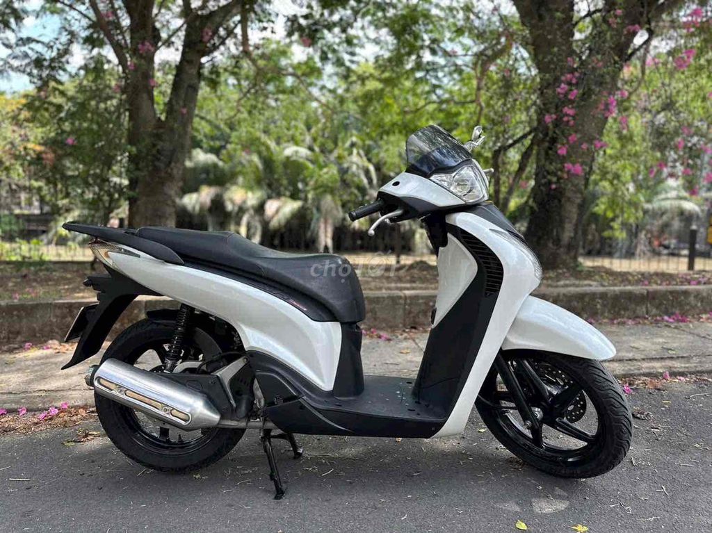 Хонда SH 125 Италия 2010 Белая Черная