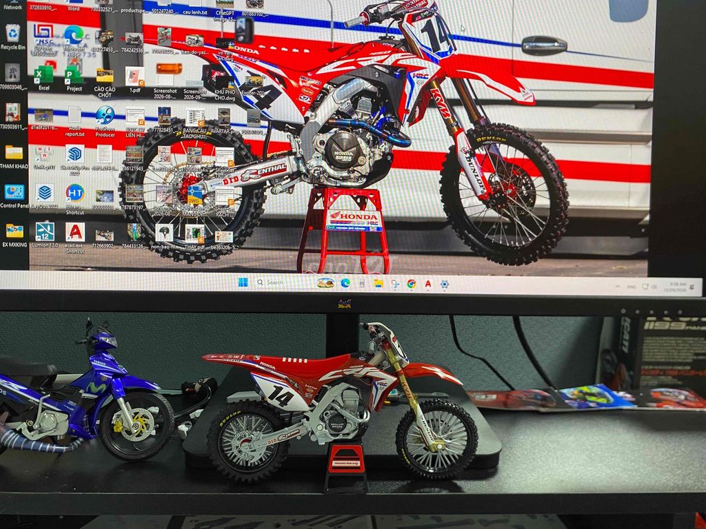 Mô hình xe NewRay CRF450 Đỏ trắng