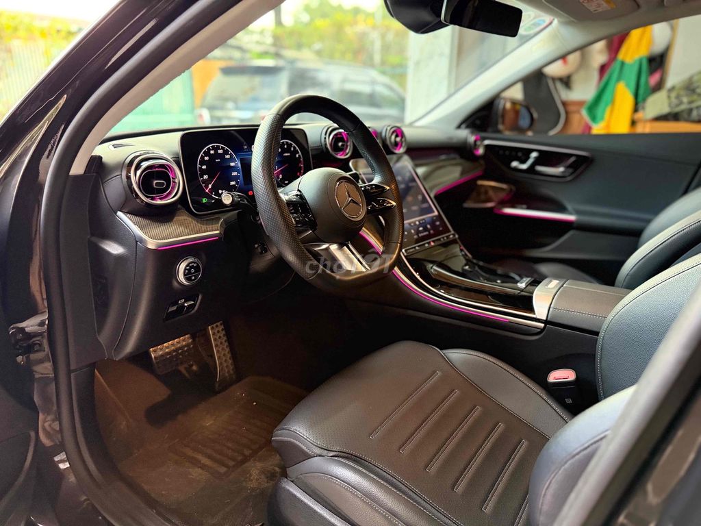 Mercedes Benz C Class 2022 C300 AMG - 9000 km. Mua bán Ô tô tại Quận 12 Tp Hồ Chí Minh được đăng bởi a trung hình 11