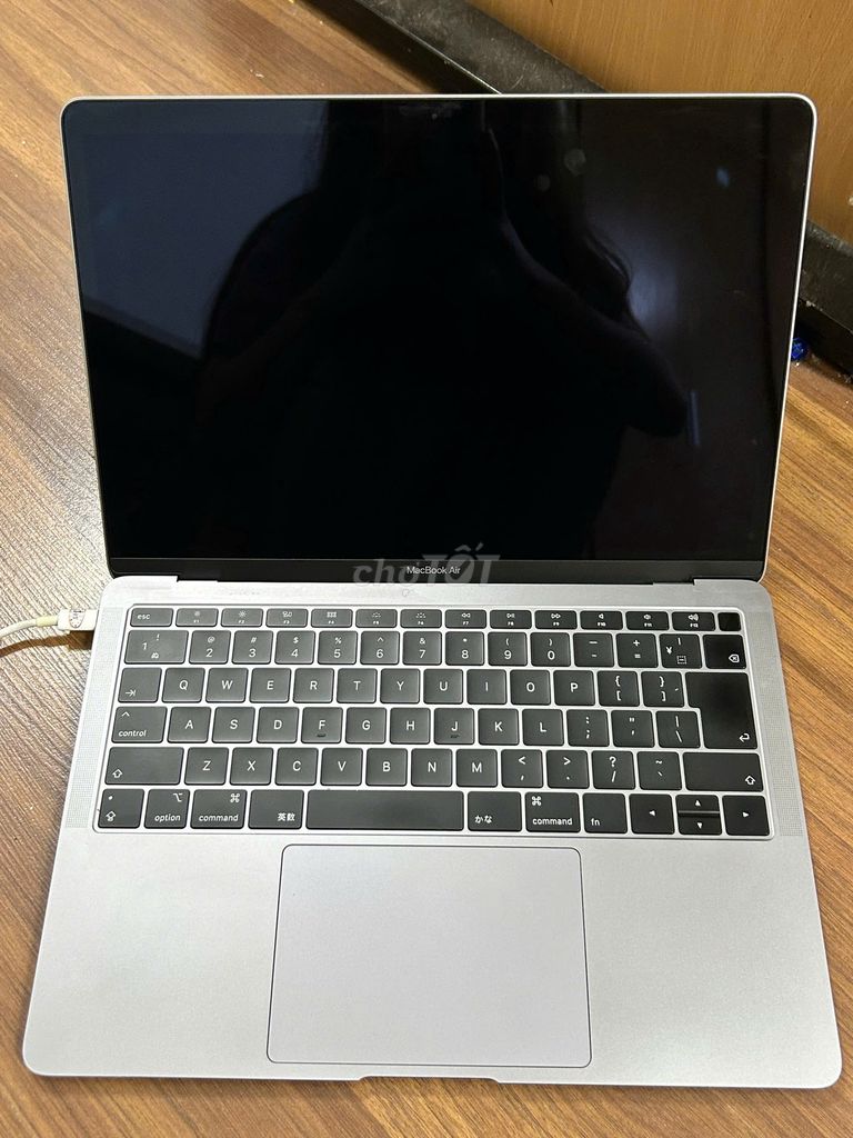 Apple MacBook Air 2019 i5 16GB/512GB Bạc. Mua bán Laptop tại Quận Thanh Xuân Hà Nội được đăng bởi Mai Linh hình 1