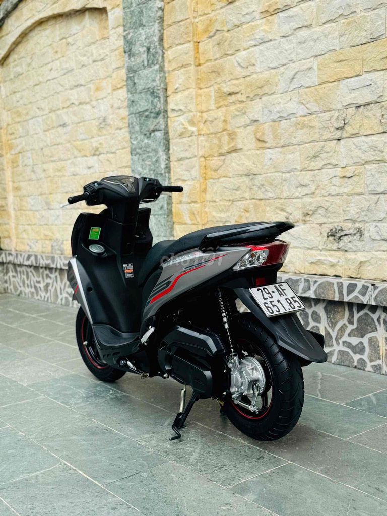 Yamaha Freego S 125fi ABS 2026 серо-черный 831 км