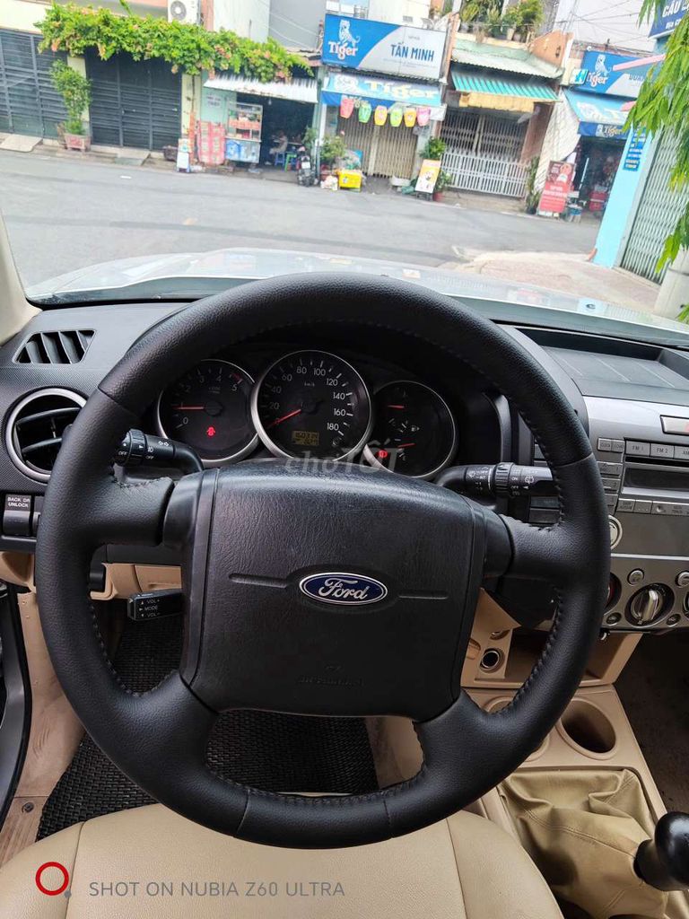 FORD EVEREST 2.5 MT,số sàn,máy dầu,5 chỗ,2012,Đep. Mua bán Ô tô tại Quận Tân Bình Tp Hồ Chí Minh được đăng bởi Nam hình 9