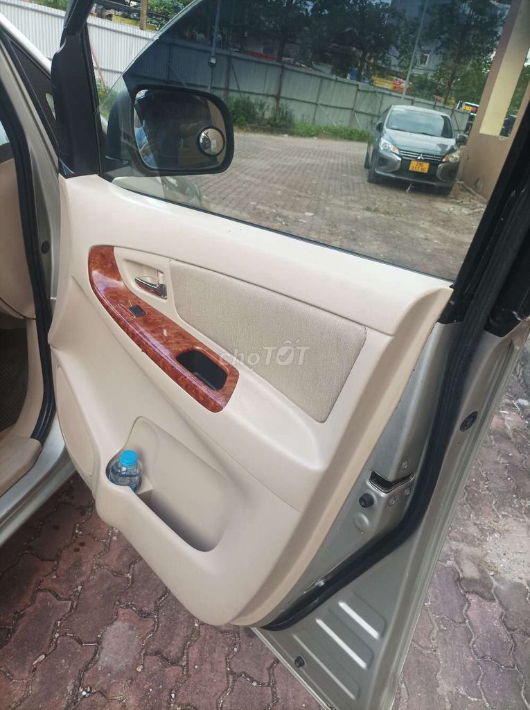 Cần bán INNOVA SƯU TẦM đẹp hiếm có. Mua bán Ô tô tại Quận Hai Bà Trưng Hà Nội được đăng bởi LAM hình 5