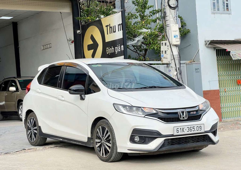 Honda Jazz 2018 RS 38.000 km. Mua bán Ô tô tại Thành phố Thủ Dầu Một Bình Dương được đăng bởi Quốc việt  hình 6