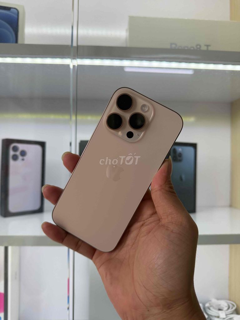 iPhone 16 Pro 128GB Vàng QT LL/A ZIN KENG P100. Mua bán Điện thoại tại Thành phố Cà Mau Cà Mau được đăng bởi NHAN APPLE hình 1