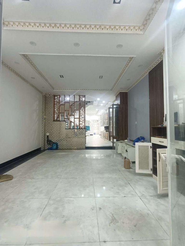 Аренда · 5 комн. · 100 м² · Quận Bình Tân, ул. Đường số 4