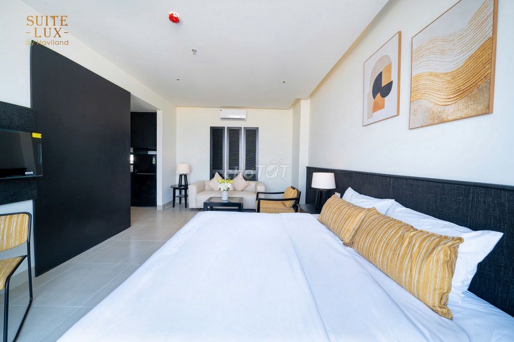 Furnished studio with washer, dryer and rooftop terrace — photo 10