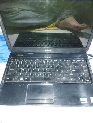 Thanh lý xác laptop Dell màu đen. Mua bán Laptop tại Thành phố Biên Hòa Đồng Nai được đăng bởi Huy Le
