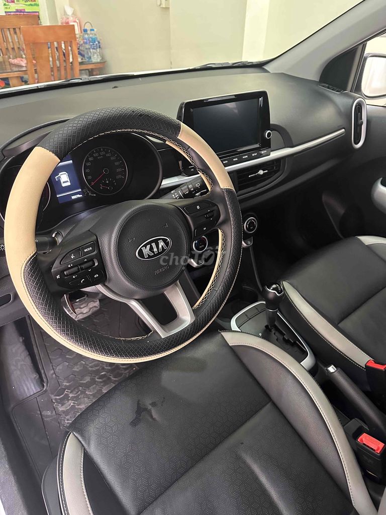 Kia Morning X-Line 2022 Белый 35579 км