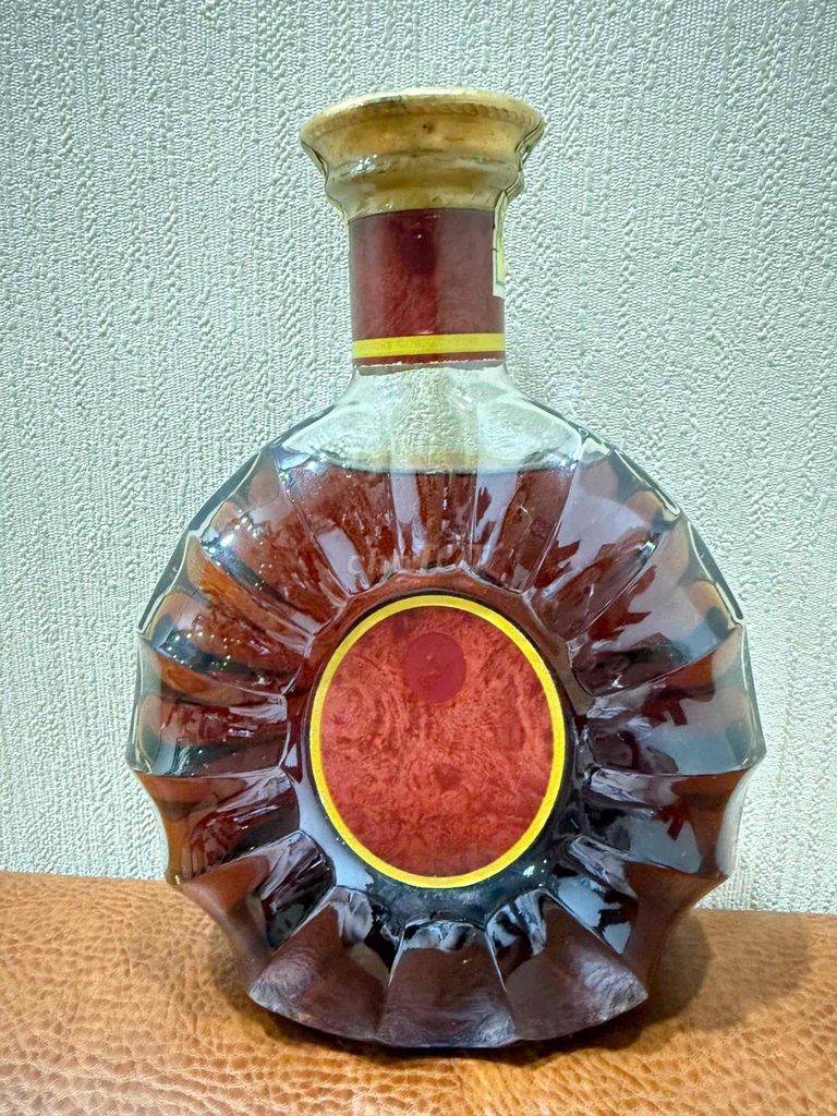 Rémy Martin XO không còn hộp CHƯA QUA SD. Mua bán Đồ ăn, thực phẩm và các loại khác tại Quận Ba Đình Hà Nội được đăng bởi Huyen Dieu hình 1