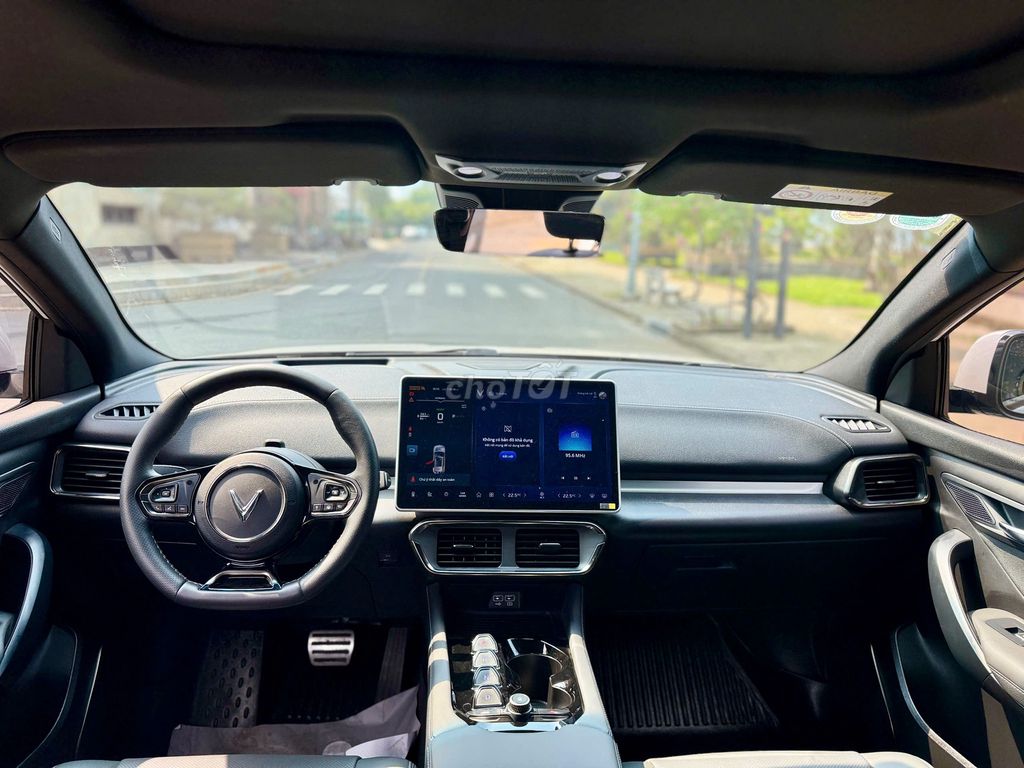 Vinfast VF8 Lux Plus 2024 -Trắng - 1v1km -Mua pin. Mua bán Ô tô tại Thành phố Thủ Đức Tp Hồ Chí Minh được đăng bởi OTOCITY hình 12