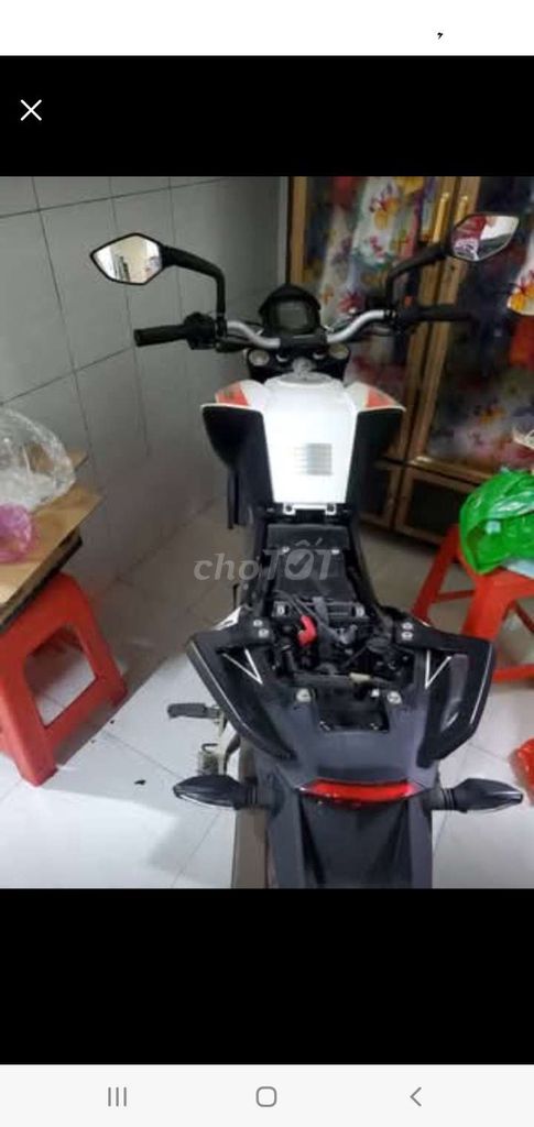Xe máy KTM Duke 200 đời 2019, trắng đen. Mua bán Xe máy tại Huyện Hóc Môn Tp Hồ Chí Minh được đăng bởi Tiến Bảo hình 1