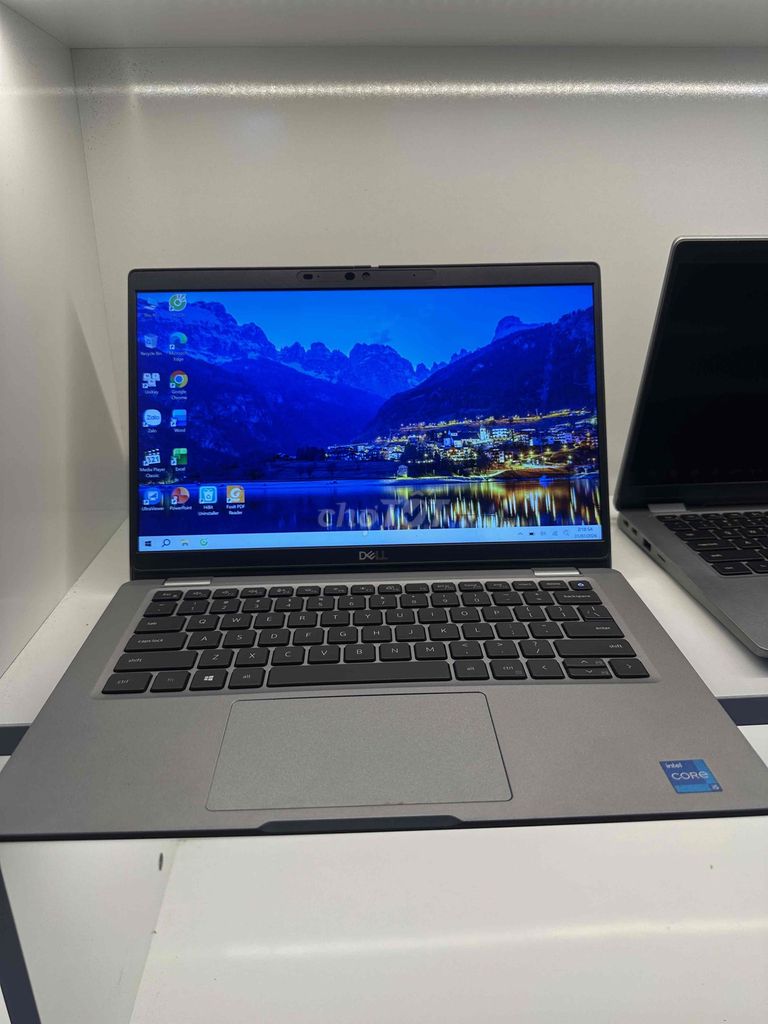Dell Latitude 5400 i7 8th 14 inch 8GB/256GB SSD. Mua bán Laptop tại Thành phố Sóc Trăng Sóc Trăng được đăng bởi Sao NB hình 1