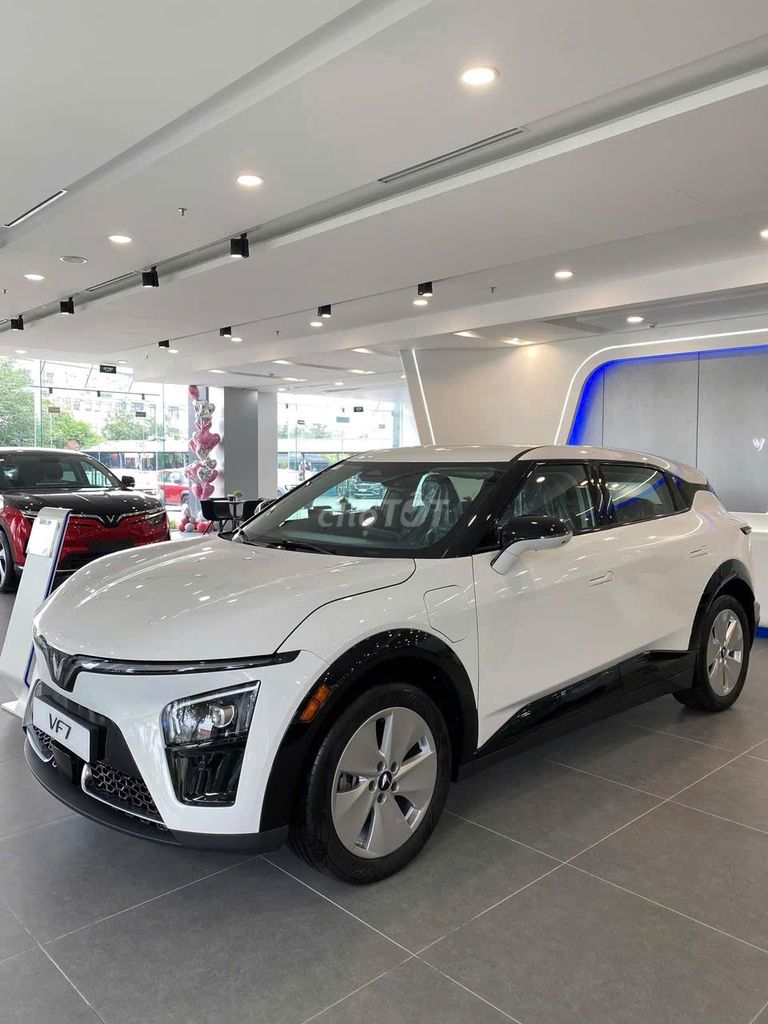 VF7 LÁI ĐẲNG CẤP+BANK 90%+LÃI 3 NĂM 4.8%+BAO HS. Mua bán Ô tô tại Quận 4 Tp Hồ Chí Minh được đăng bởi Kỳ hình 3