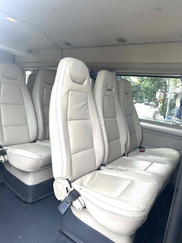 Ford Transit 2017 - 16c Luxury - 19000 km. Mua bán Ô tô tại Quận Long Biên Hà Nội được đăng bởi Nguyễn Văn Tuấn hình 5