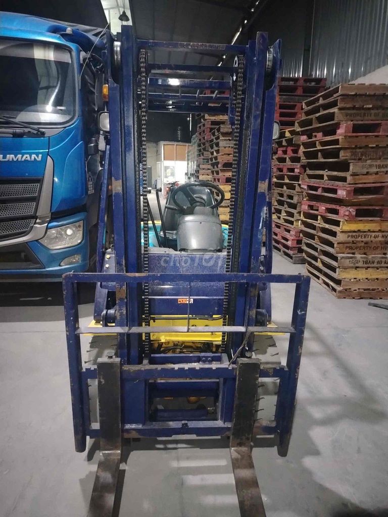 XE NÂNG KOMASU NHẬP NHẬT. Mua bán Phương tiện khác tại Thành phố Thuận An Bình Dương được đăng bởi Trần Đức Hiếu hình 3