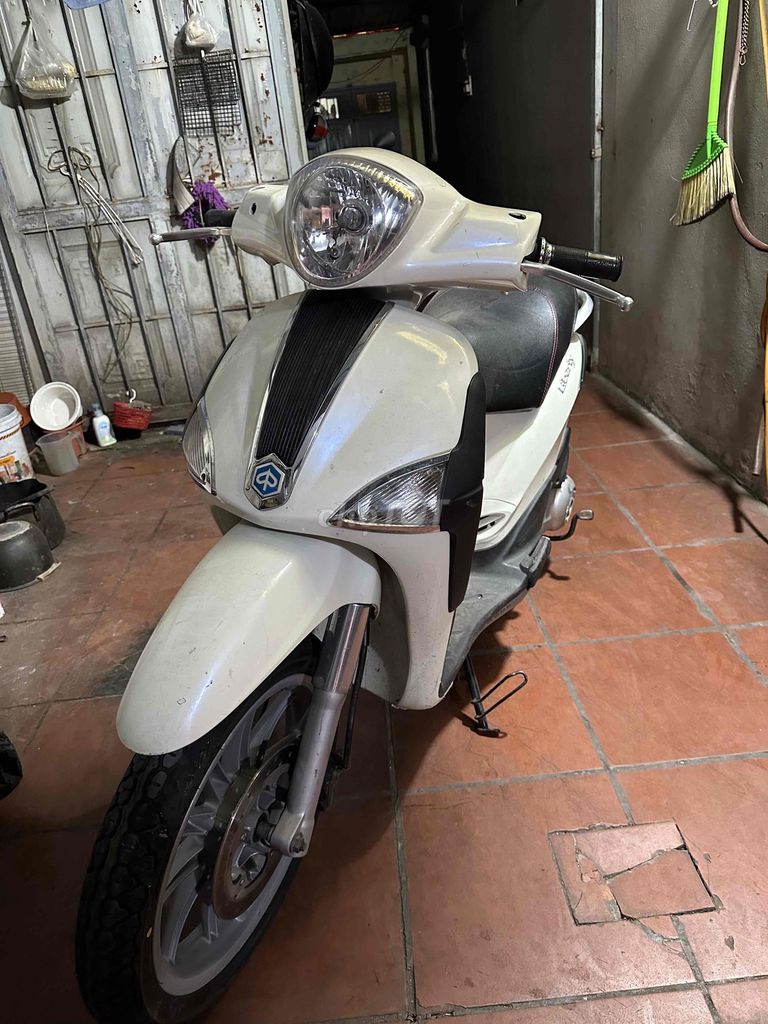 Bán xe đang dùng. Mua bán Xe máy tại Quận Hai Bà Trưng Hà Nội được đăng bởi Nguyen van tung hình 1