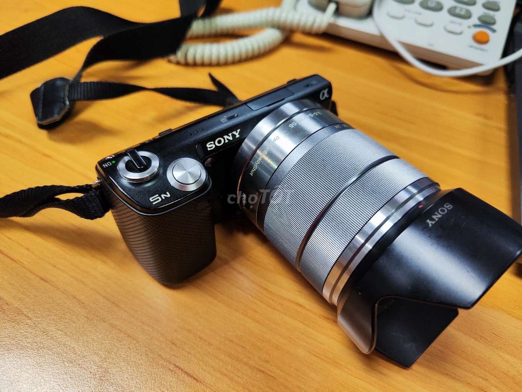 Sony NEX-5N kèm len và thẻ nhớ