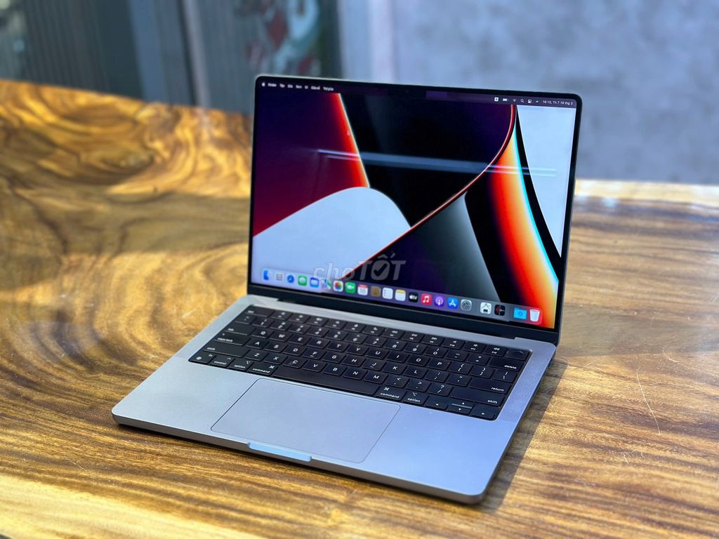 Mua bán MacBook Pro M1 cũ giá tốt, máy like new, đẹp 99%