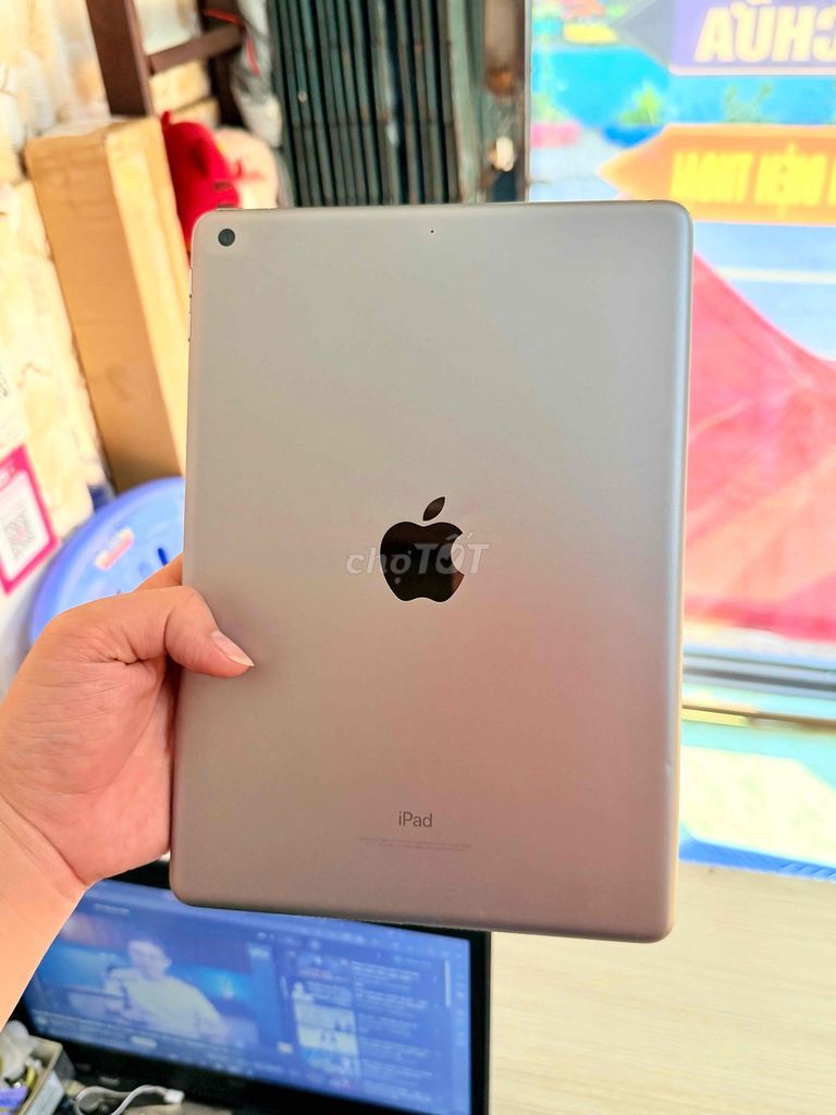 ipad Gen 6 128G Wifi zin full đẹp pin new 100% êm. Mua bán Máy tính bảng tại Thành phố Thủ Đức Tp Hồ Chí Minh được đăng bởi Điện Thoại Tốt giá sinh viên  hình 1