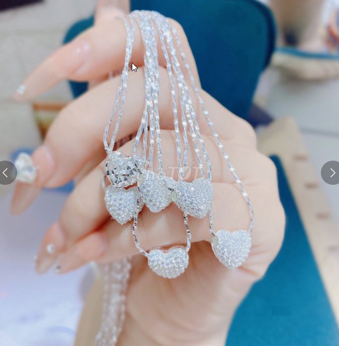 DÂY CHUYỀN TRÁI TIM BẠC TA ĐEO ĐƯỢC HAI MẶT. Mua bán Phụ kiện thời trang khác tại Quận Hoàng Mai Hà Nội được đăng bởi Siêu thị Anh Tú 68   hình 1
