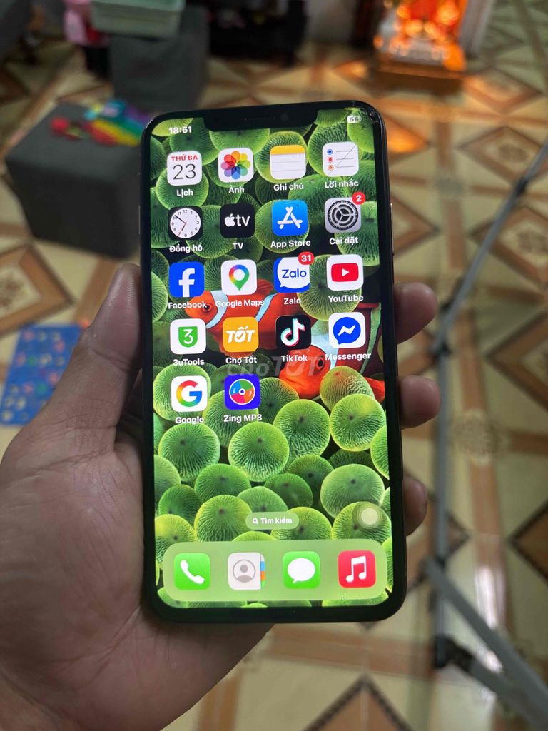 iPhone XS Max 64GB Vàng Nứt kính, nứt lưng. Mua bán Điện thoại tại Thành phố Biên Hòa Đồng Nai được đăng bởi LUCAS 6868 hình 1