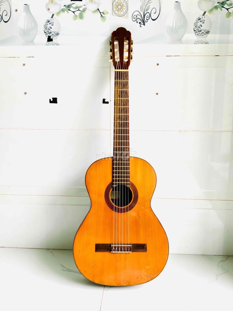 Suzuki Kiso Guitar 60 sản xuất năm 1966