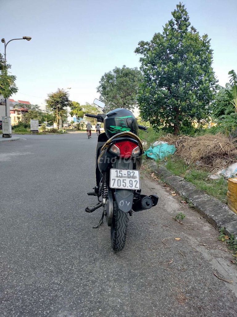 xe em chính chủ cần bán  ***. Mua bán Xe máy tại Quận Hồng Bàng Hải Phòng được đăng bởi Bùi Xuân Lượng hình 4