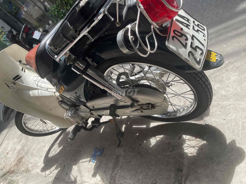 Em Bán Cúp 50cc 2018 Nguyên Zin Êm Ru Biển 29. Mua bán Xe máy tại Quận Hoàng Mai Hà Nội được đăng bởi Tuấn Giang hình 3