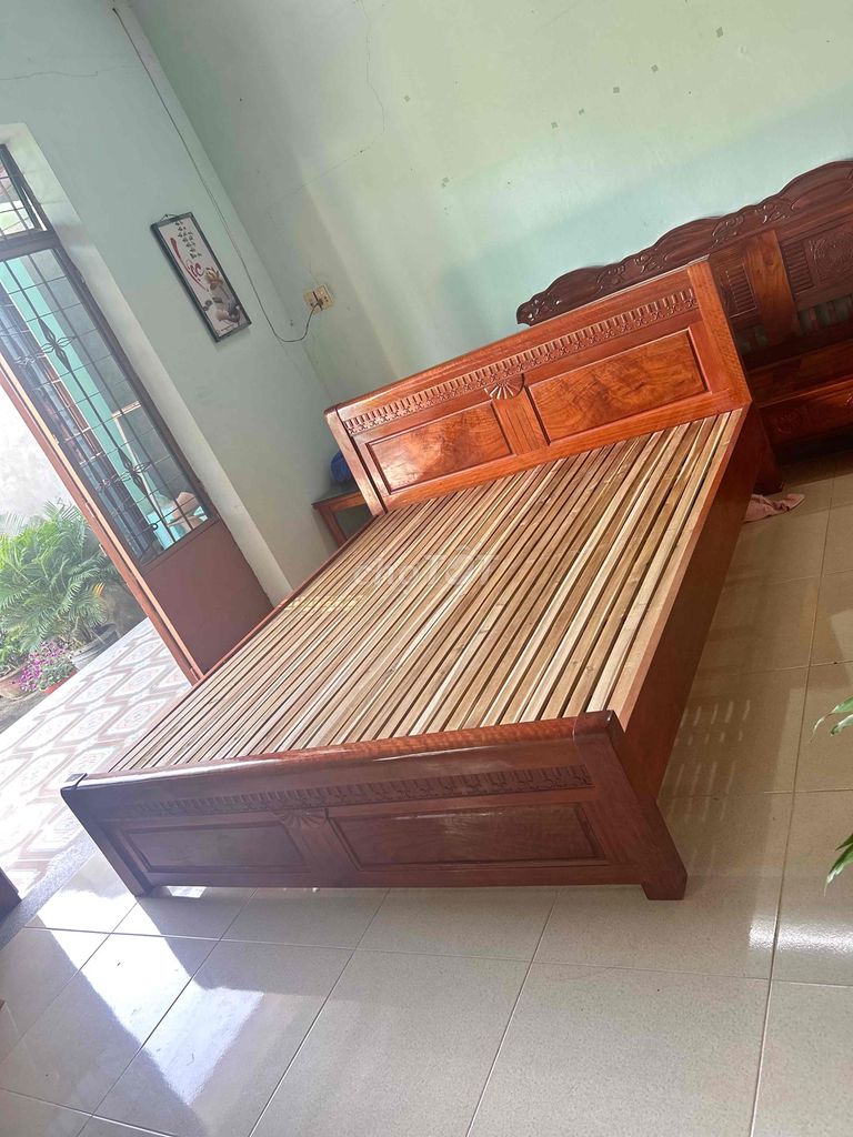 Giường ngủ 1m8 x 2m. Mua bán Giường, chăn ga gối nệm tại Huyện Hòa Vang Đà Nẵng được đăng bởi Nguyễn Thị Minh Thắng hình 1