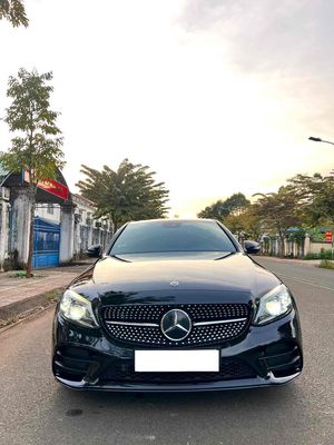 Mercedes Benz C Class 2019 C 300 AMG - 93000 km. Mua bán Ô tô tại Huyện Bù Đăng Bình Phước được đăng bởi nguyễn văn tiến