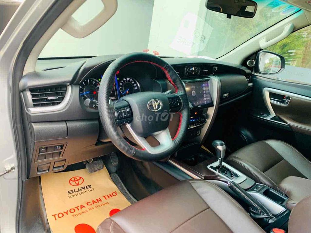 Toyota Fortuner 2017 2.7V 4x2 AT - bảo hành Toyota. Mua bán Ô tô tại Quận Cái Răng Cần Thơ được đăng bởi TOYOTA SURE CẦN THƠ XE QUA SỬ DỤNG CHÍNH HÃNG hình 8