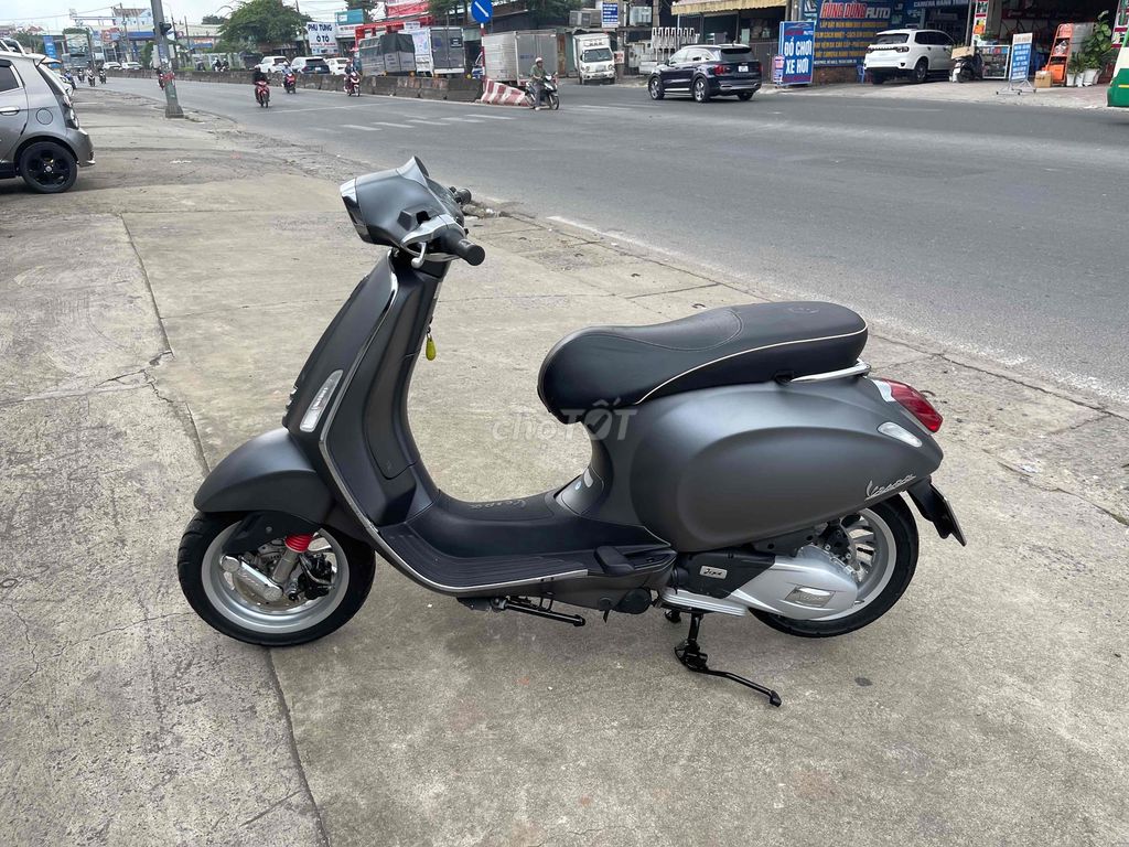 Vespa spinrt 2018 abs chính chủ 60 có bán trả góp. Mua bán Xe máy tại Huyện Trảng Bom Đồng Nai được đăng bởi cửa hàng xe máy Trần Sơn  hình 4