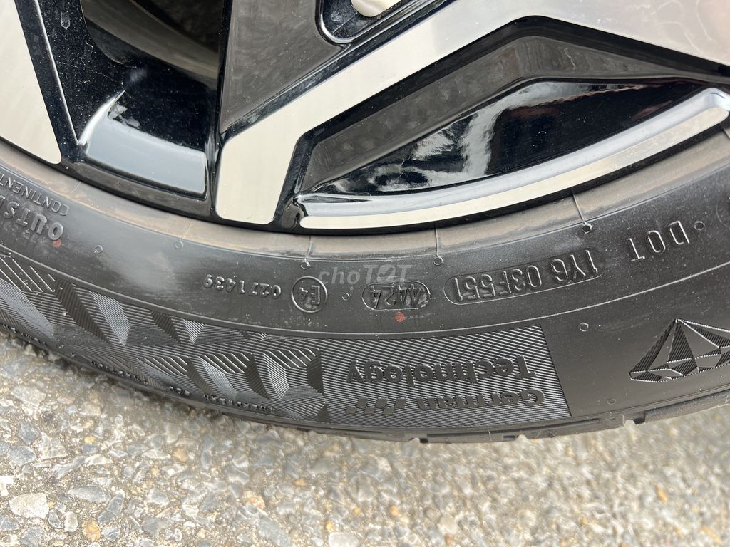 Kia Seltos 2025 Premium 1.5 AT- 2 nghìn km NHƯ MỚI. Mua bán Ô tô tại Quận Cầu Giấy Hà Nội được đăng bởi Xe Cũ Dương Đô hình 19