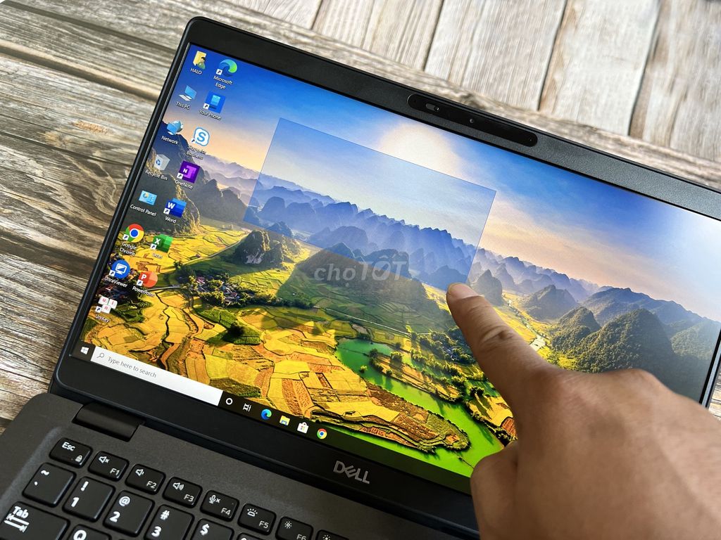 Laptop Cảm ứng Dell Latitude 5300 - I5_8G_256G_FHD