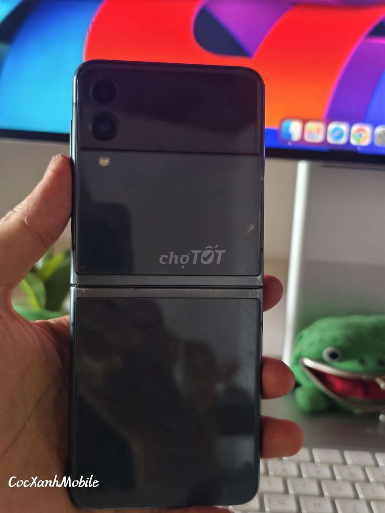 Samsung Z Flip 3 Đen Màn hình sọc. Mua bán Điện thoại tại Quận Liên Chiểu Đà Nẵng được đăng bởi Minh Hiệp CócXanhMobile hình 1