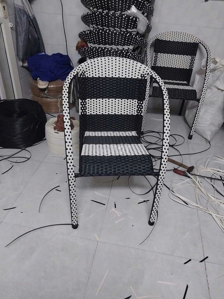 Ghế nhựa giả mây Đen. Mua bán Bàn ghế tại Huyện Hóc Môn Tp Hồ Chí Minh được đăng bởi NGUYỄN THANH THUYẾT hình 1
