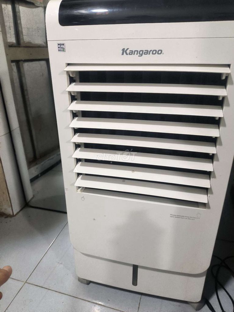 Quạt hơi nước Kangaroo Trắng. Mua bán Quạt tại Thành phố Rạch Giá Kiên Giang được đăng bởi Tấn Đông hình 1