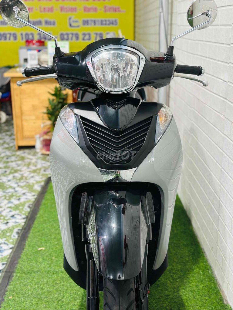 cần bán sh mode ABS, hỗ trợ trả góp. Mua bán Xe máy tại Thành phố Đồng Xoài Bình Phước được đăng bởi Ly Hai hình 7