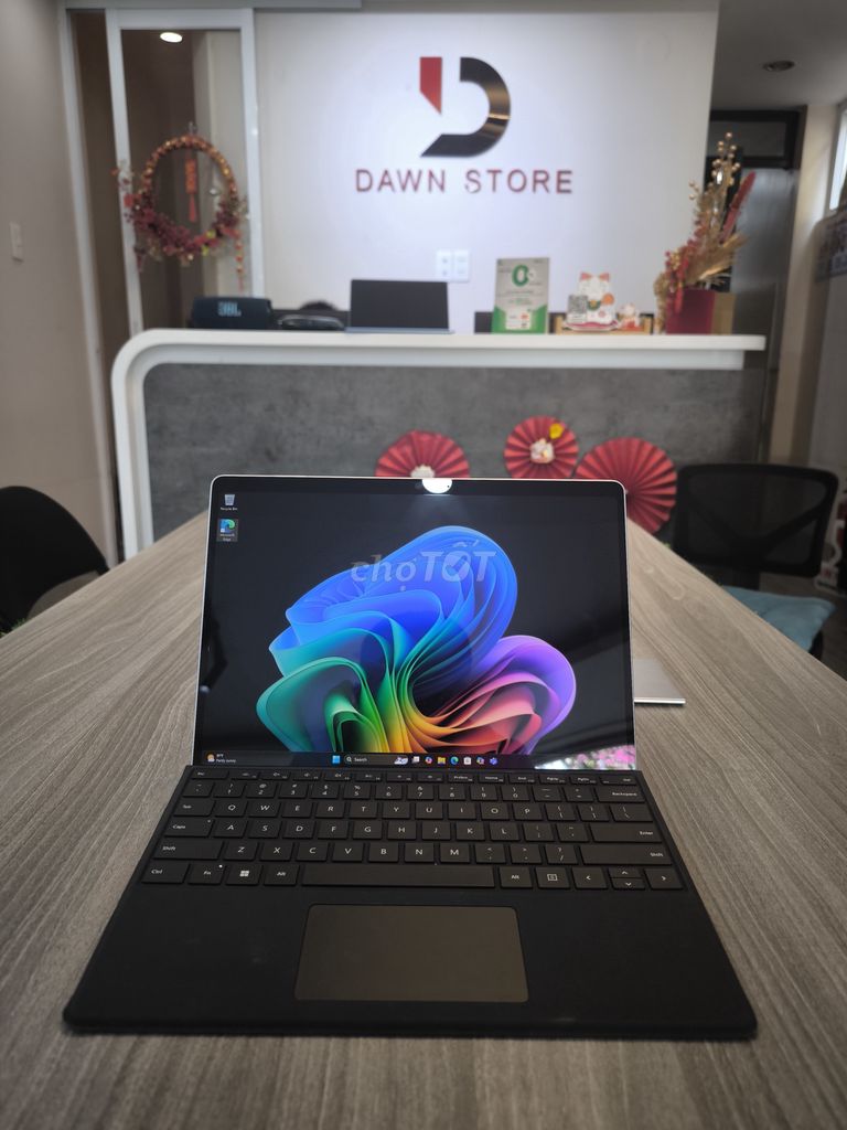 Surface Pro 11 renew x plus/16g ram/256gb màu bạc