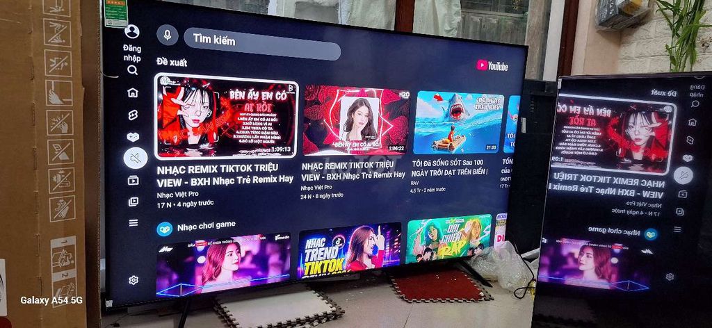Tivi Samsung 65 inch 4K. Mua bán Tivi, Âm thanh tại Quận Hai Bà Trưng Hà Nội được đăng bởi ĐIỆN TỬ MAI ANH  hình 1