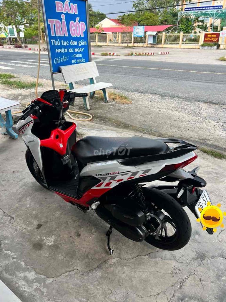 Vario 150 khoá Smakey Đẹp Zin ( trả góp). Mua bán Xe máy tại Huyện Lai Vung Đồng Tháp được đăng bởi Cửa Hàng Xe Gắn Máy PHONG uy tín hình 3